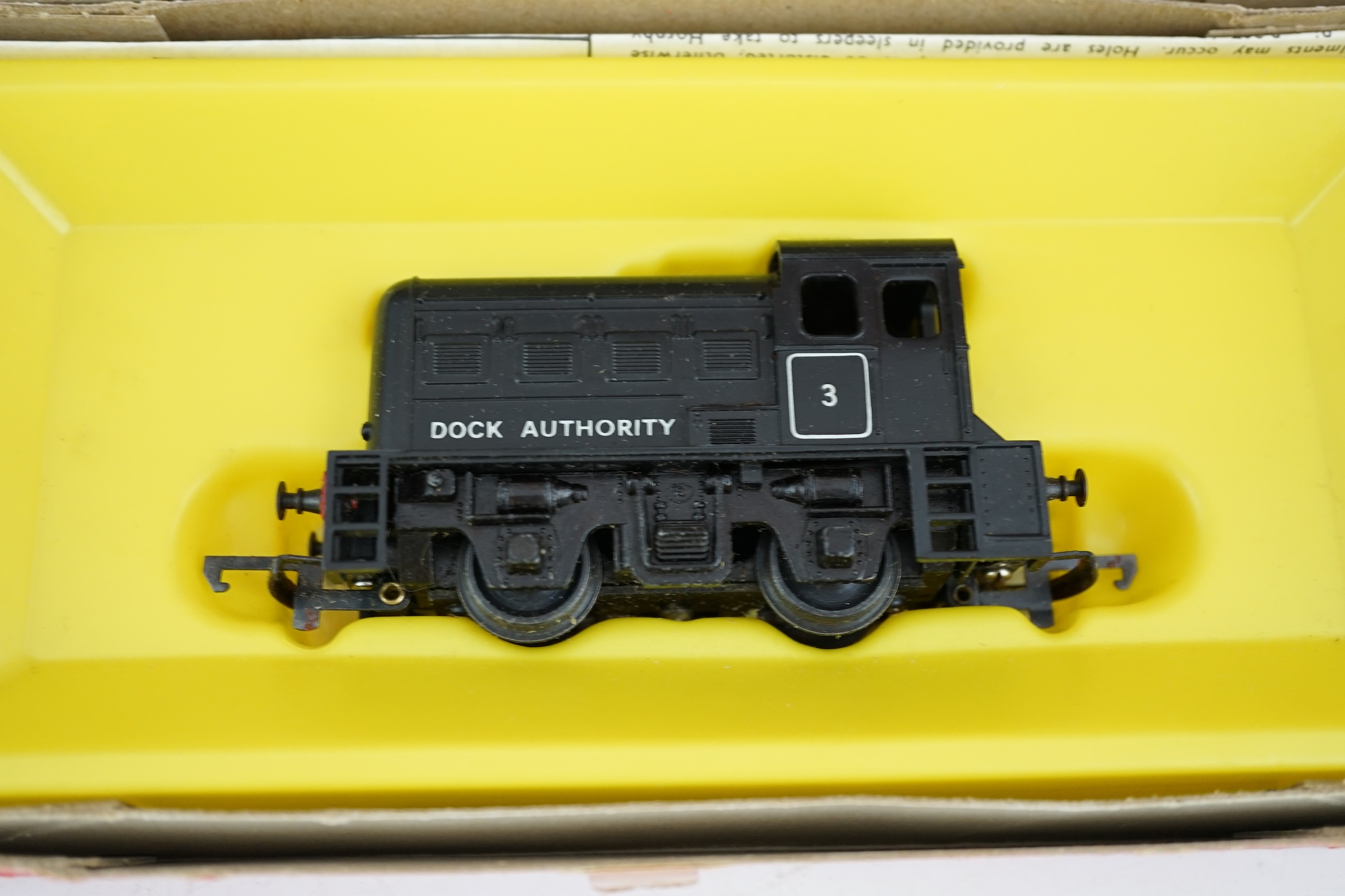 Fifteen 00 gauge model railway items by Hornby Railways, Lima, etc. including six locomotives; a BR Class 37 diesel locomotive, a Class 31 diesel locomotive, an 0-6-0T locomotive, etc. together with six Inter-city bogie